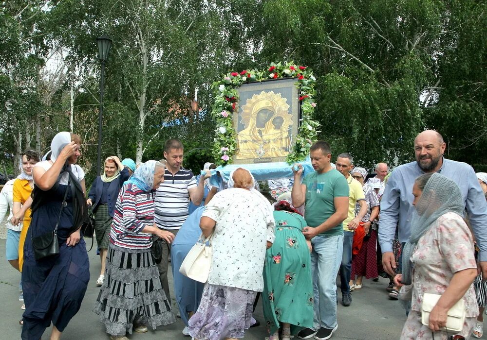 Сила 3 храмов. Крестный ход Табынской Божьей матери Красноусольск. Табынский крестный ход 2022. Крестный ход Орск. Икона Табынской Божье матери крестный ход Оренбург.