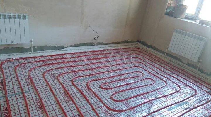 Что лучше теплый пол или батареи