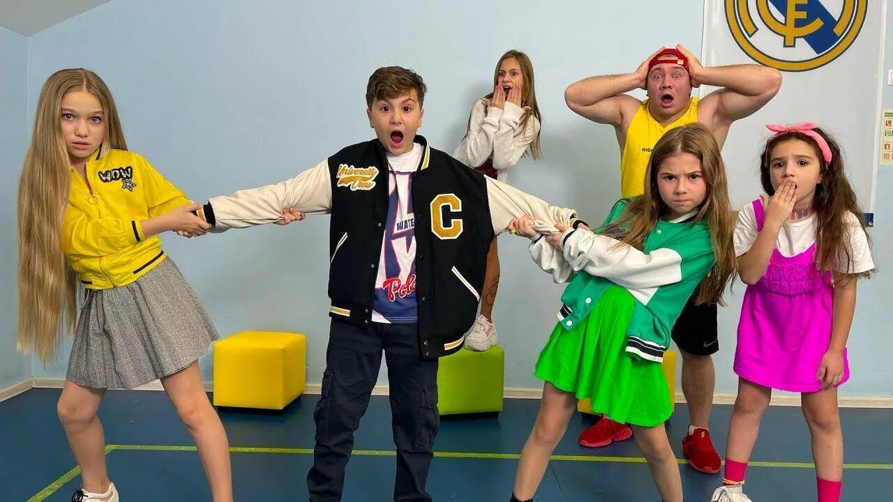 Амина кампус. Камиль с аминкой и с миланой из кампуса. Кикидо камиль и милана. Камиль и милана. Кампус миланы.