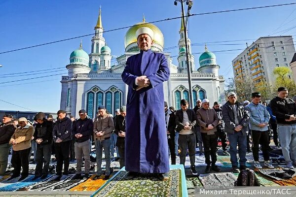 какой праздник мусульманский 16 июня 2024 года. какой праздник мусульманский 16 июня 2024 года. мусульманские праздники календарик. какой праздник мусульманский 16 июня 2024 года. праздники в исламе даты.