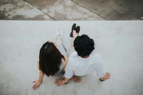 A Casually Romantic Pre-wedding Album Under Cloudy Skies - Bridestory Blog