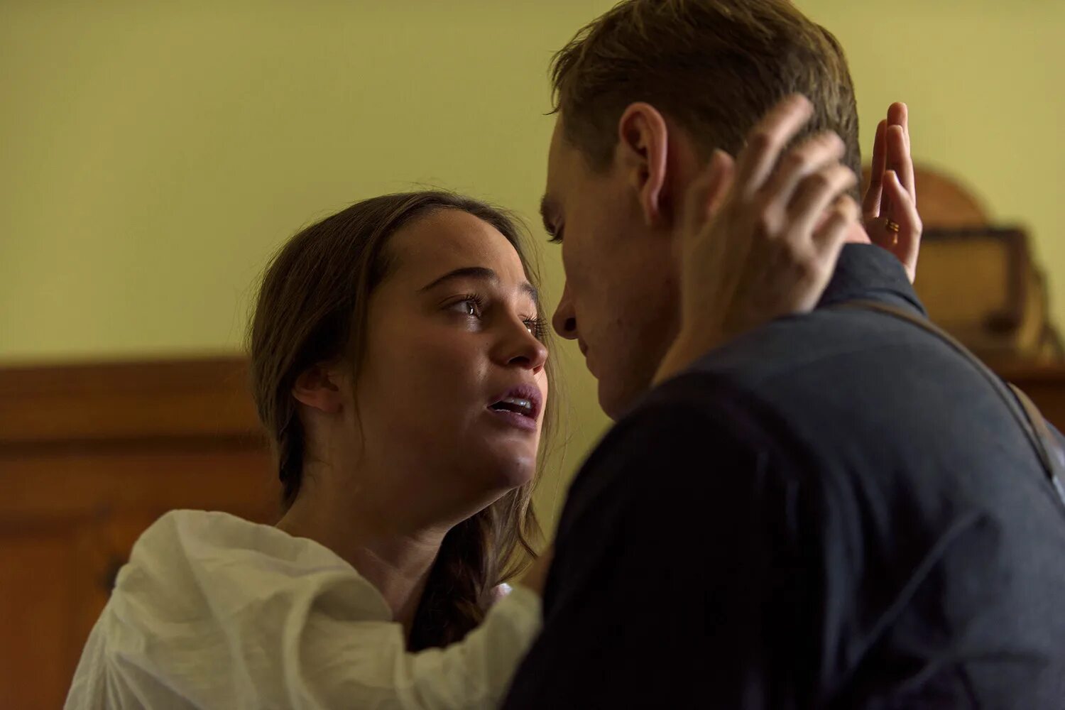 The light between oceans