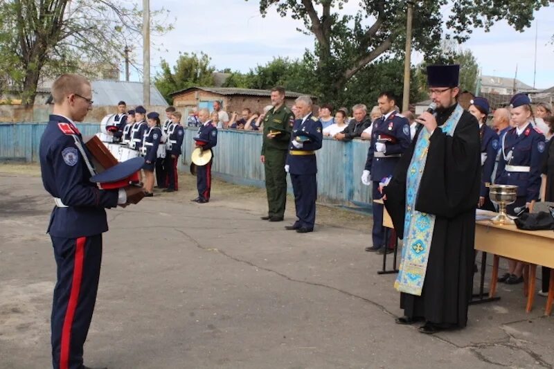 Горожанский казачий кадетский корпус Воронеж. Острогожский Горожанский казачий кадетский корпус. Острогожск Воронежская область кадетский корпус. Горожанский казачий кадетский корпус гребля.