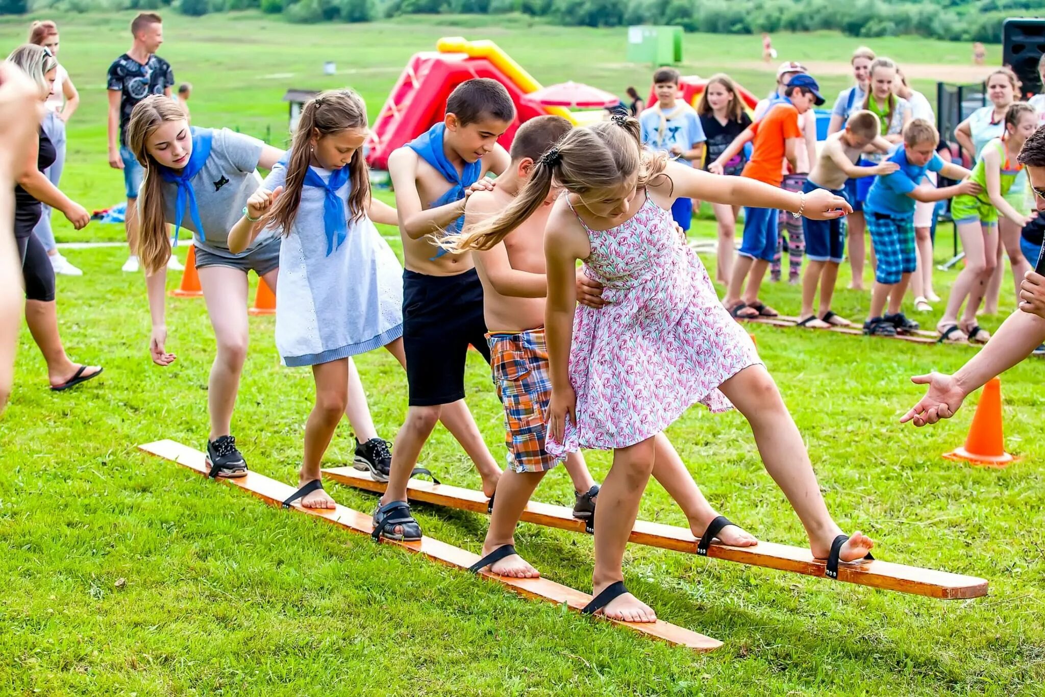 спортивно-оздоровительные мероприятия. детский спорт лагерь. спортивный лагерь для детей. детский спорт лагерь. лагерь пионер ленинградская область лето.