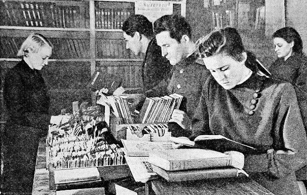 книга в годы вов. книги о войне великой отечественной. книга в годы вов. книги о войне великой отечественной. книги о войне великой отечественной.