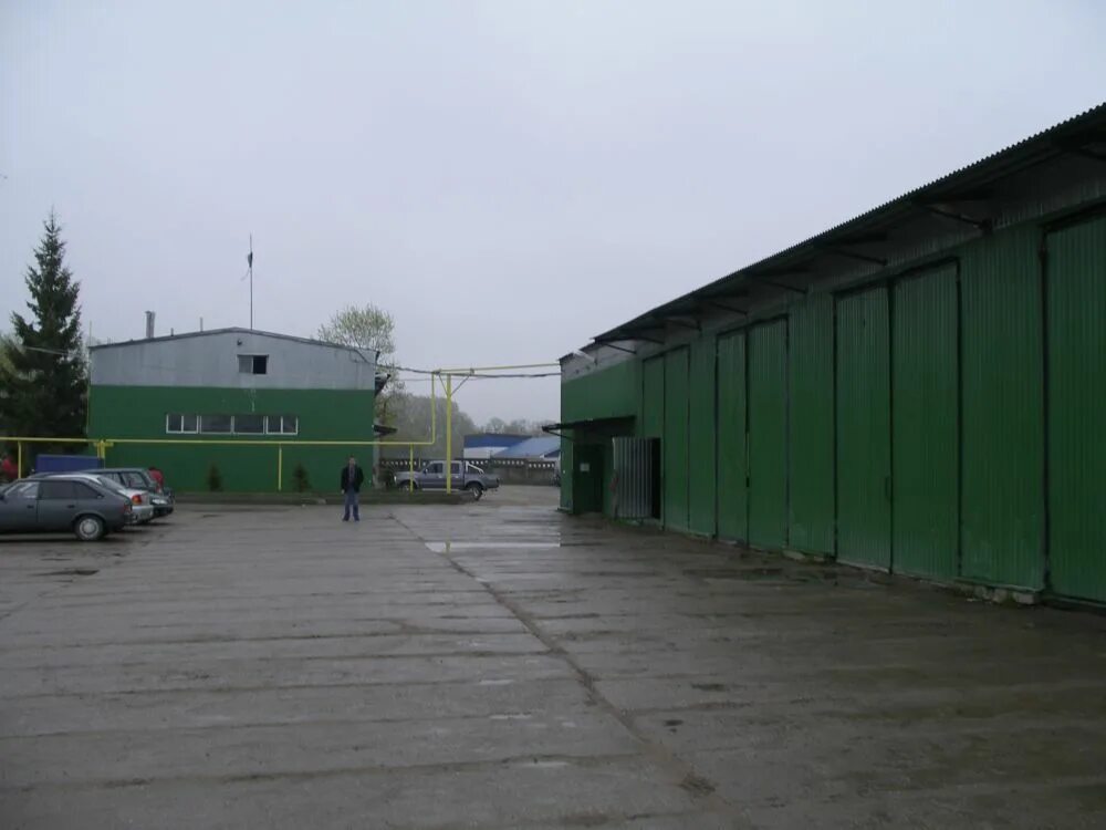 Склад вб старый оскол. Склад на автобазе. автобаза улица кирпично заводская.