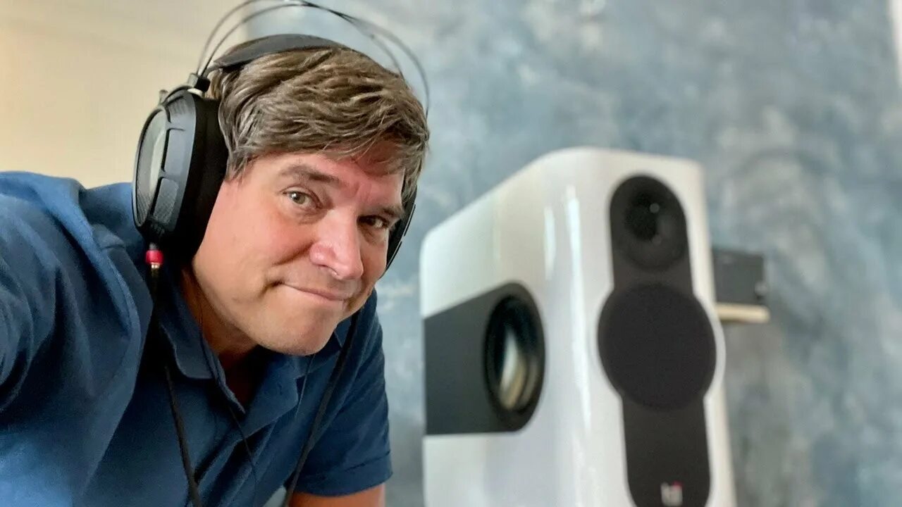 Dan clark audio aeon 2. Дэн кларк. Dan clark. Dan clark. Dan clark.