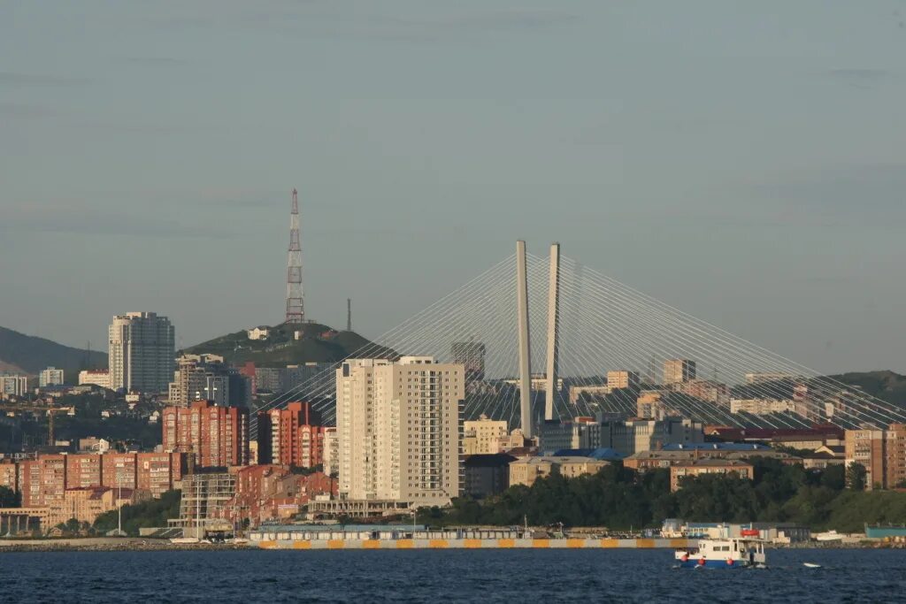 Примпогода владивосток. Владивосток летом. Владивосток с воздуха. Владивосток Солнечный день. Владивосток климат летом.