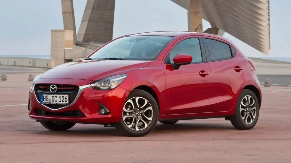 Мазда 2 механика. Mazda Demio 2017. Мазда 1.2. Мазда 2 2017. Mazda 2 2015.