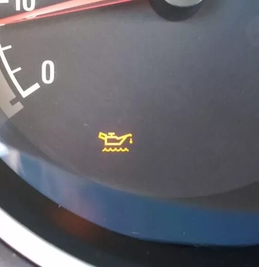 Горит лампочка уровня масла. Opel astra h лампа уровня масла. лампочка масла opel astra h. лампа уровня масла опель зафира б.