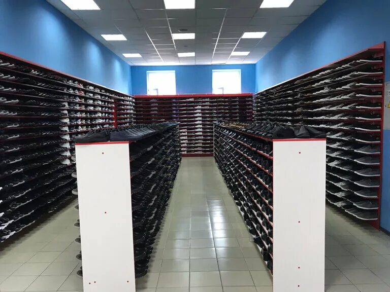 транспортное агентство парус. центр одежды и обуви. парус предприятие логотип. парус кириши. парус кириши.