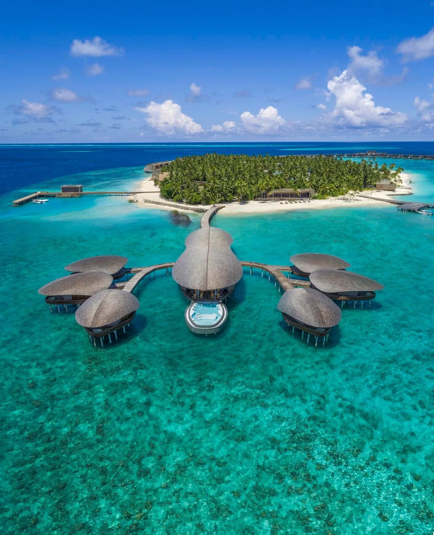 Атолл. Soneva fushi мальдивиана. Богатый остров. Остров гладден белиз. Остров данбар рок.