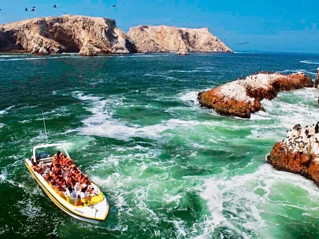 Перу море