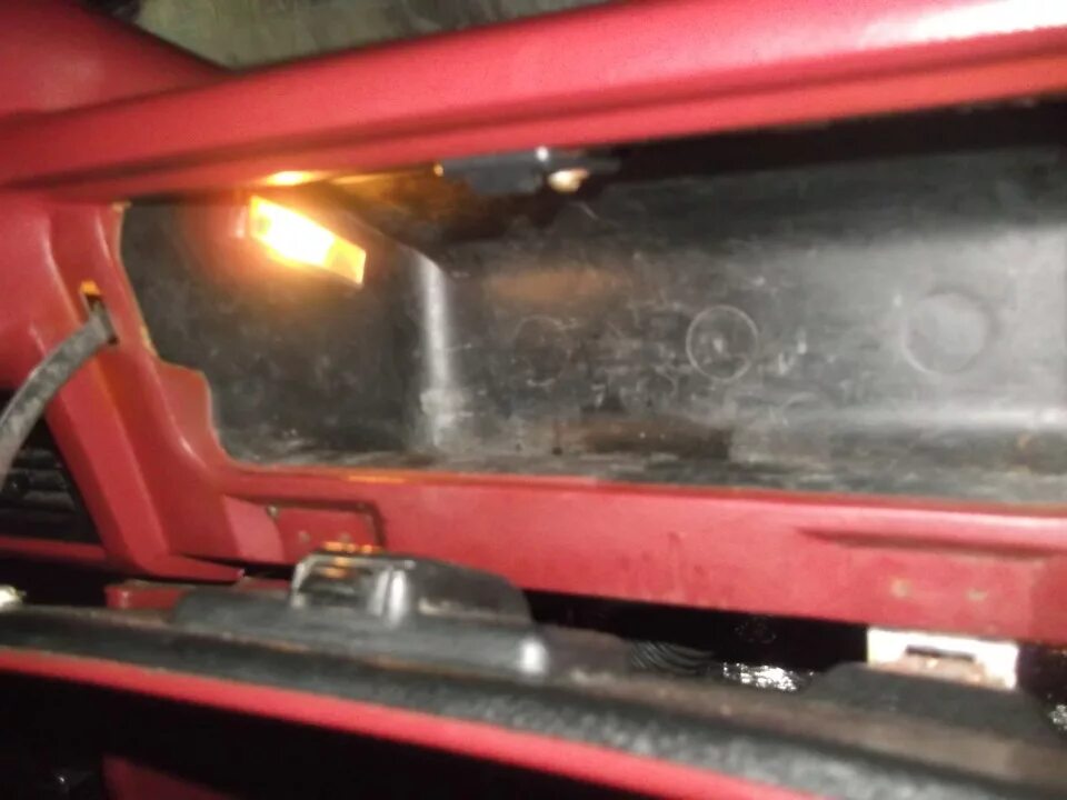 Как снять бардачок и перекладину под ним. - Opel Frontera B, 3,2 л, 2002 года св