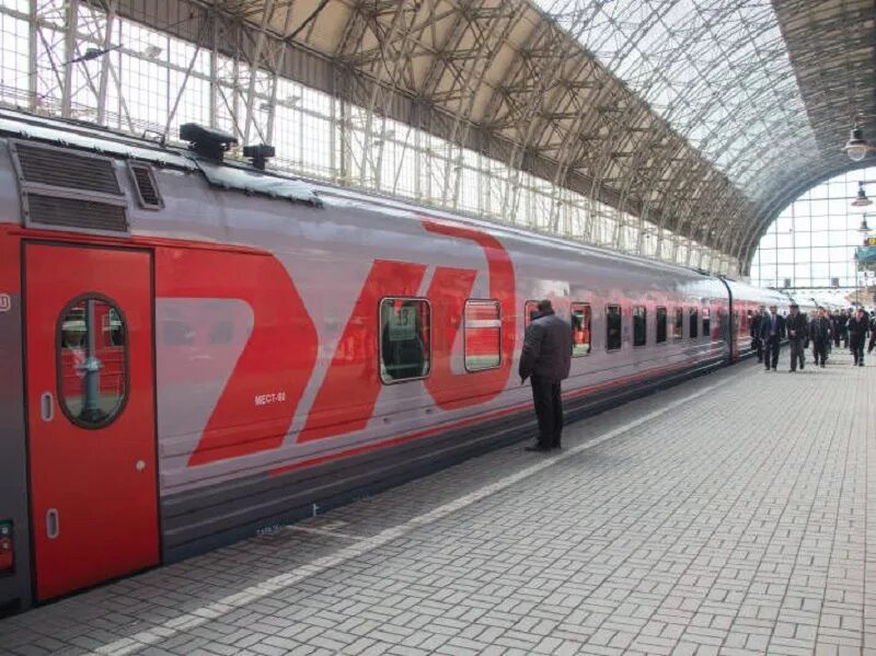 Поезд 140 брянск-санкт-петербург. Двухэтажный поезд эп20 ле. Ржд брянск. Поезд 108м брянск москва. Москва брянск ржд.