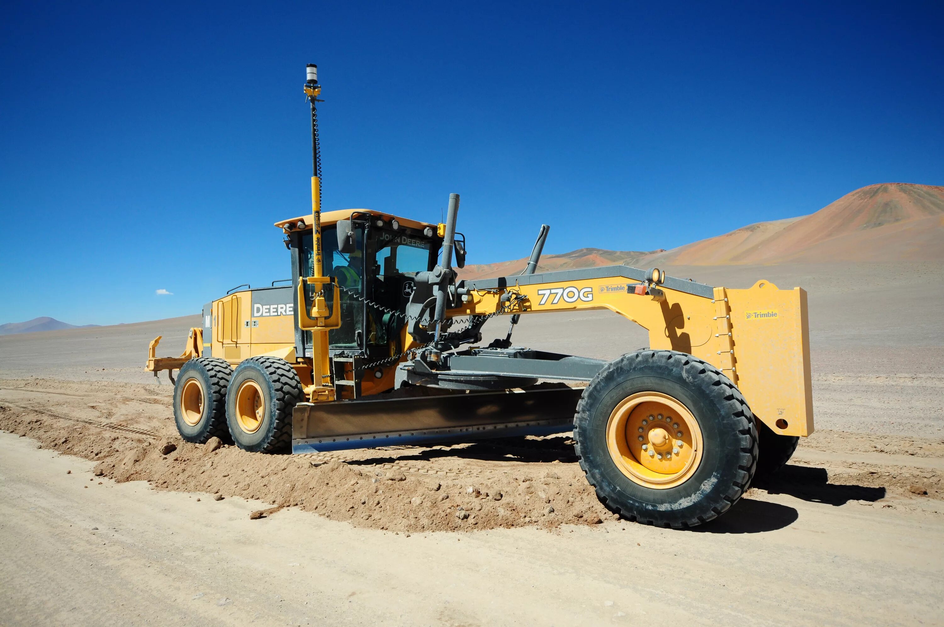 Системы 3d нивелирования leica. Система 3в нивелирования. 3d нивелирование. Gps бульдозер. Topcon 3d бульдозер.