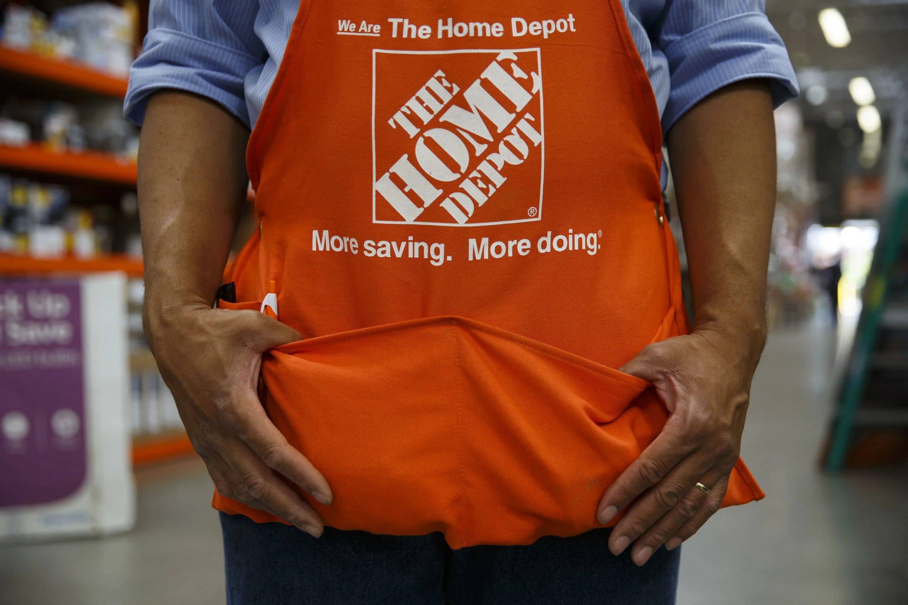 Save more. Home depot акции. home depot интернет магазин. more saving more doing. хоум депо реклама.