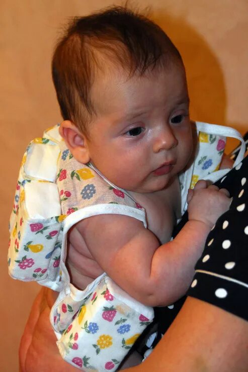 грудной ребенок 3 месяца. трехмесячный ребенок. ребенок. 5 месяцев ребенку. мальчик 3 5 месяца.