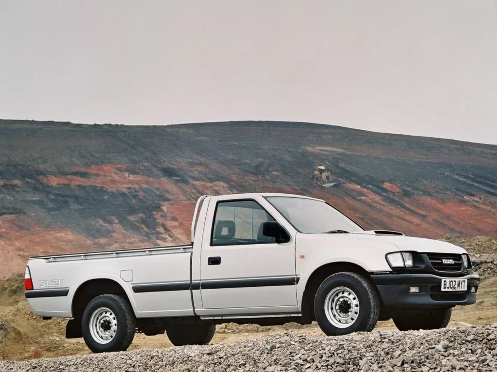 Исудзу пикап. Isuzu TF Pickup. Isuzu TF Pickup 2022. Isuzu Pickup 1987. Исудзу пикап 1995.