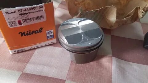 3 2 3 272 3