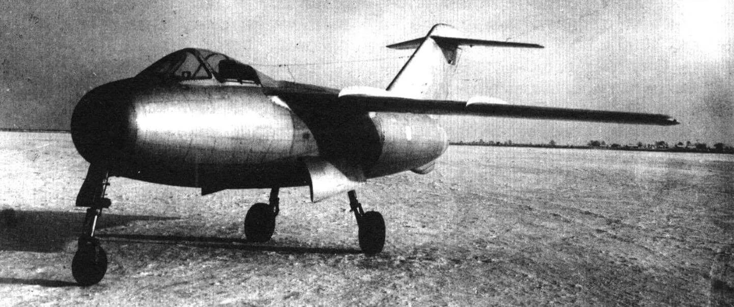 Ла-15. Миг-15 истребитель. Ла-15 истребитель. De la 15. Ла-15 истребитель.