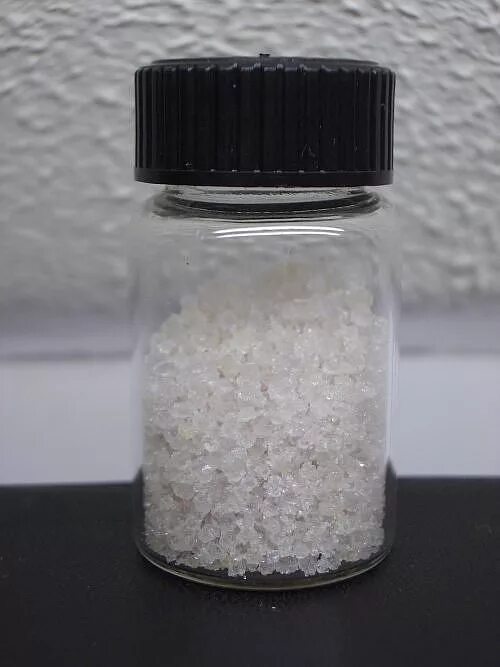Urea ammonium nitrate 32. Безводный сернокислый кальций. Бензилдиметил аммоний хлорид моногидрат мазь. Соль мора. Железа 3 аммония сульфат.