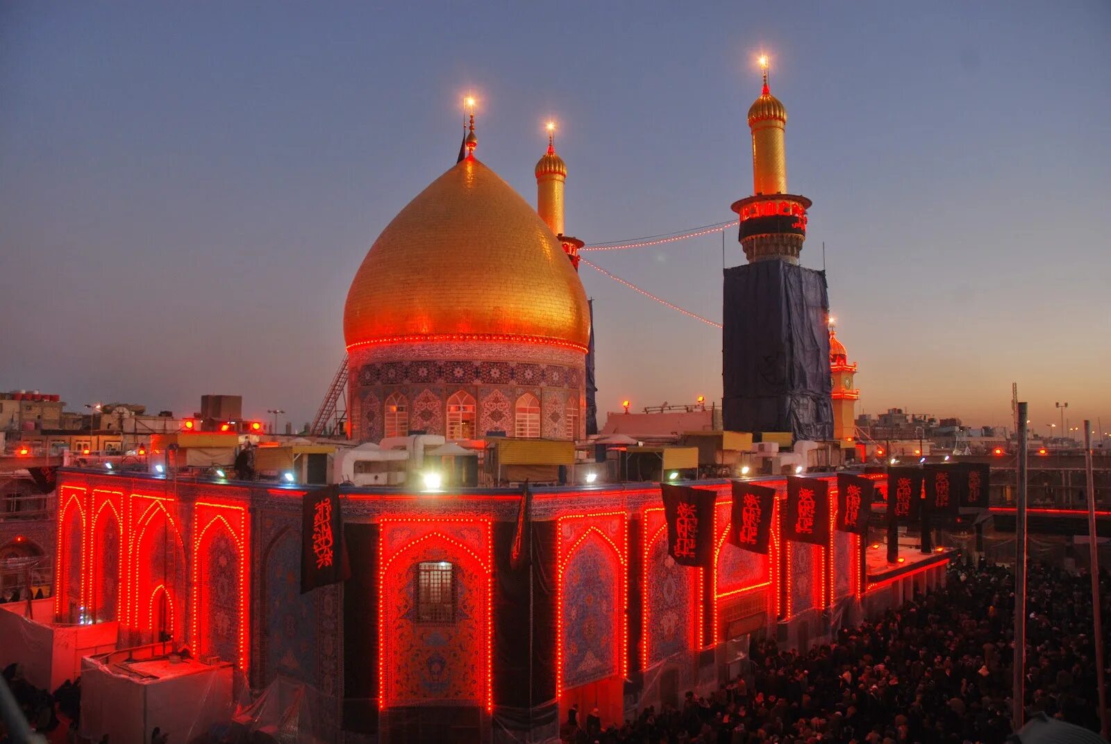 кербела город мечеть хусейна. кербела шииты. мечеть имама хусейна в ираке. мечеть имама хусейна. кербела мечеть имама хусейна.