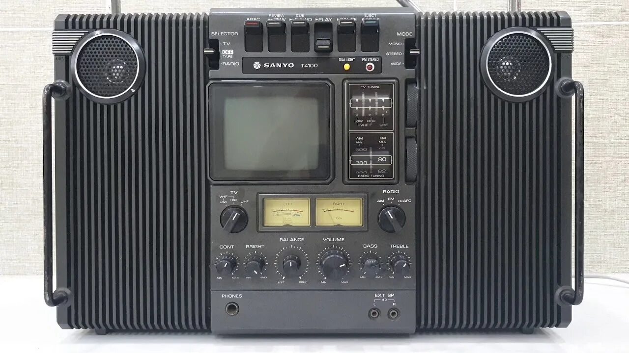 T 4100. Sanyo t4100. sanyo t 35. sanyo телемагнитола. электроника фирмы шарп.