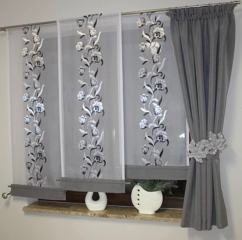 Цветная тюль в детскую комнату. Комплект штор реалтекс , шампань. Тюль с цветочными узорами. Полупрозрачные занавески. Красивые шторы.