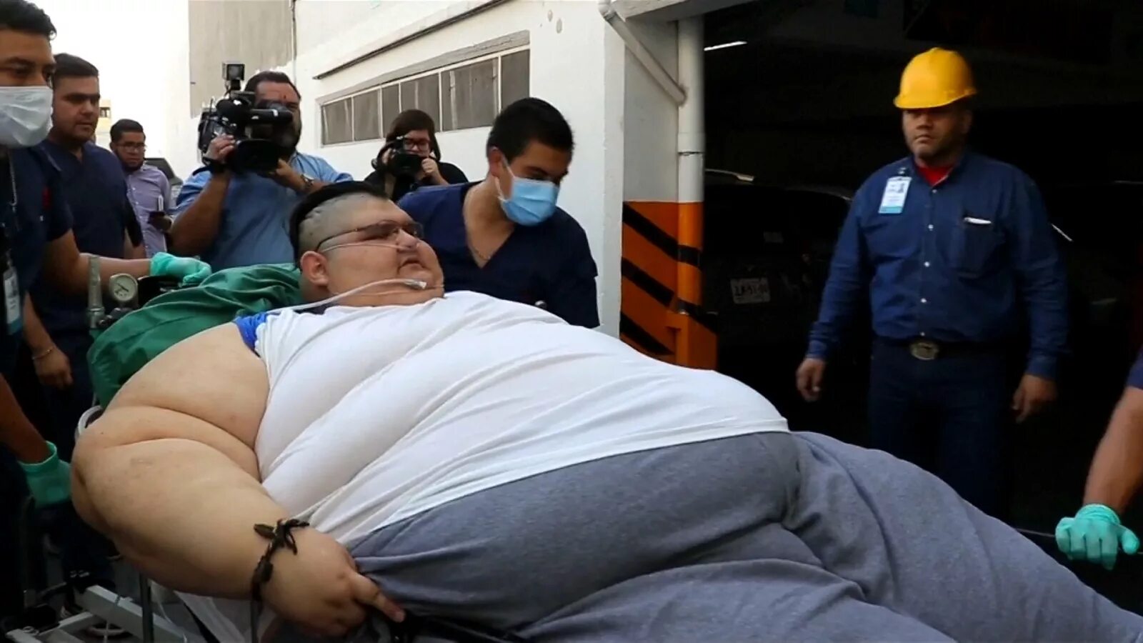 Самого жирного человека. Хуан Педро Франко 600 кг. Хуан Педро самый толстый. Мексиканец Хуан Педро Франко. Хуан Педро Франко самый толстый человек.