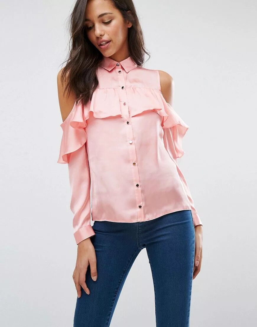 Женские блузки розовые. Розовая блузка. Розовая блузка женская. Блузка с рюшами. Рубашка с воланами женская.