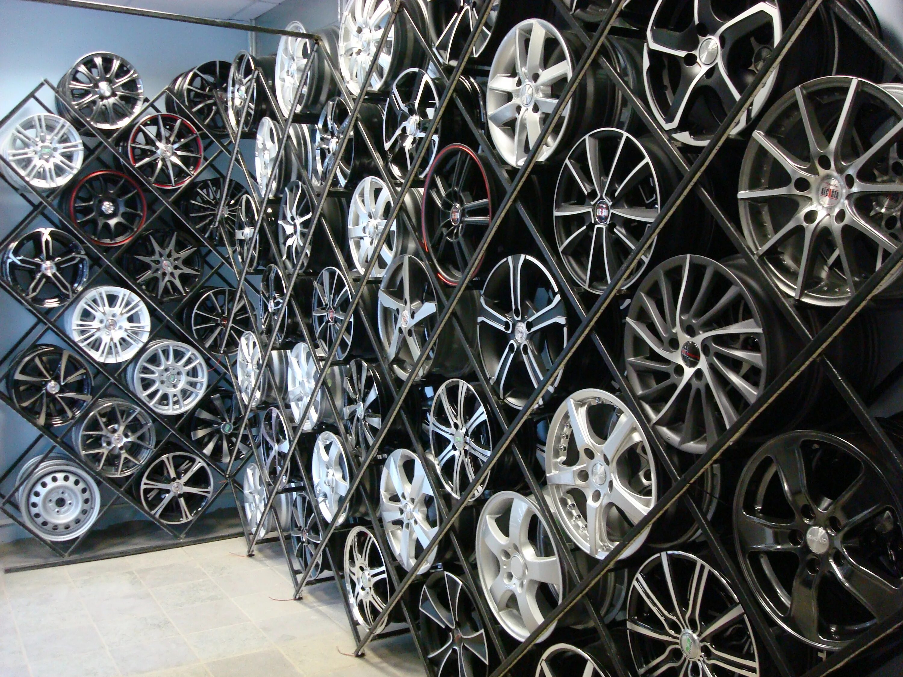 электроугли фирма колесо. г. орехово-зуево шинный центр. колесо орехово. колесо-оз в орехово-зуево.