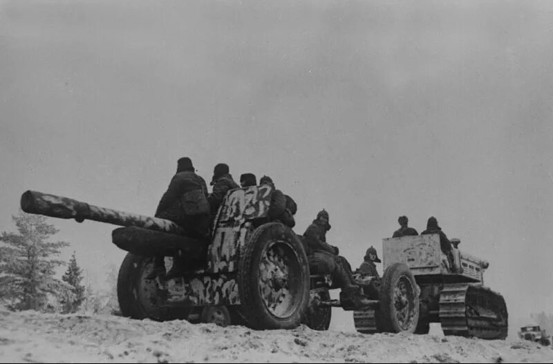 Тракторные войны. Сталинец-65 трактор. Сталинец 65 артиллерийский тягач. Трактор 1941 года. Скирманово 1941.