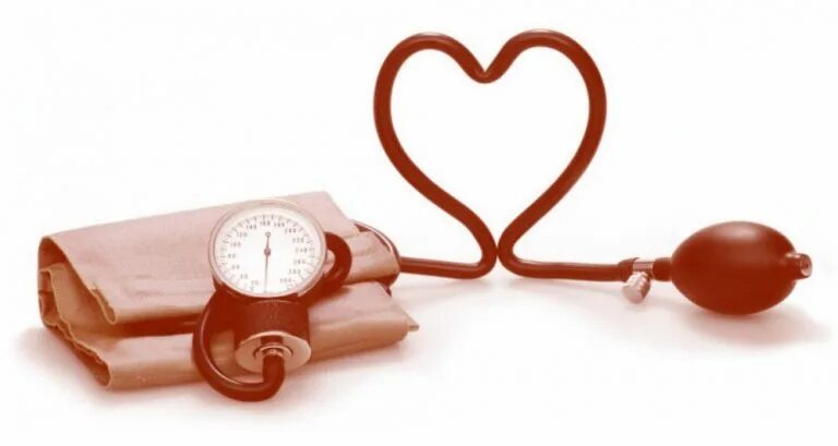 Скачок давления и пульса. Пониженное давление симптомы. Скачок давления и пульса. Высокое ад у пожилых. Мерить давление.