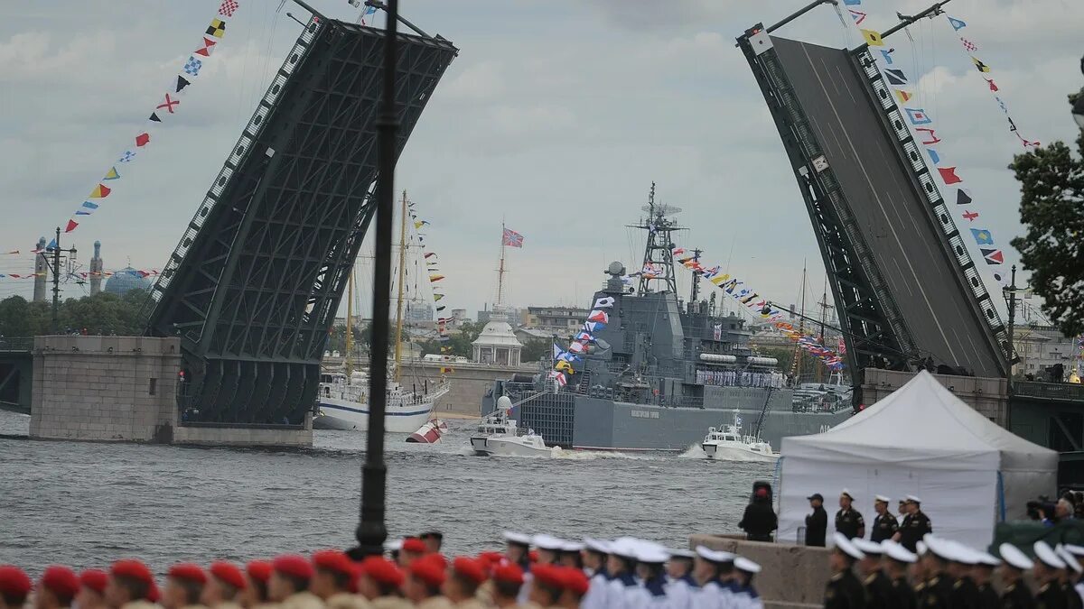 Когда в питере разводят мосты 2025 апреле