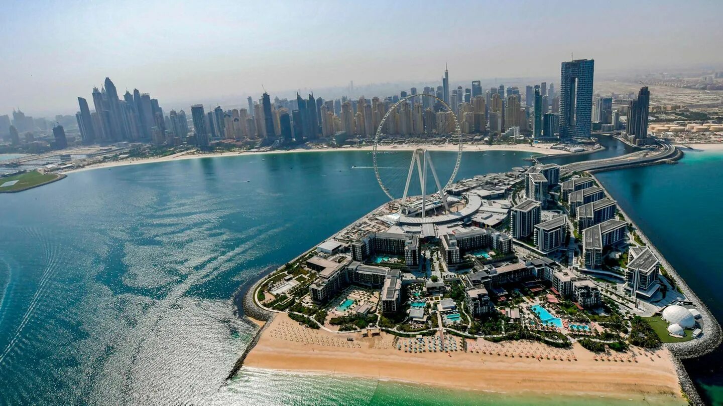 Дубай сейчас открыт. Дубай 2000 год. Дубай фото города 2022. Дубай 1990 год. Пеальма Дубай.
