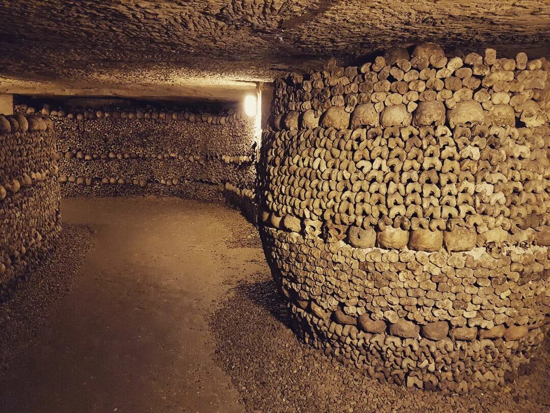The catacombs of solaris revisited