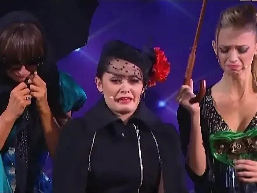 Камеди вумен суперженщины. Камеди вумен театр. Камеди вумен красная шапочка. Камеди вумен театр. Камеди вумен театр.