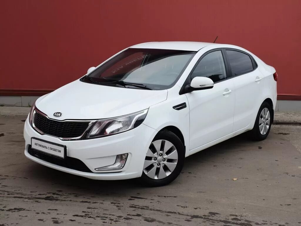 Рио 3 екатеринбург. Kia Rio 3. Киа Рио 3 белая. Kia Rio (3g). Kia Rio 3 поколение.