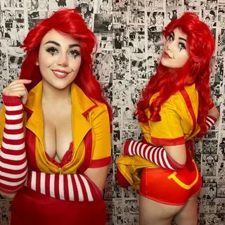 Fem Ronald McDonald by Buttercupcosplays. 