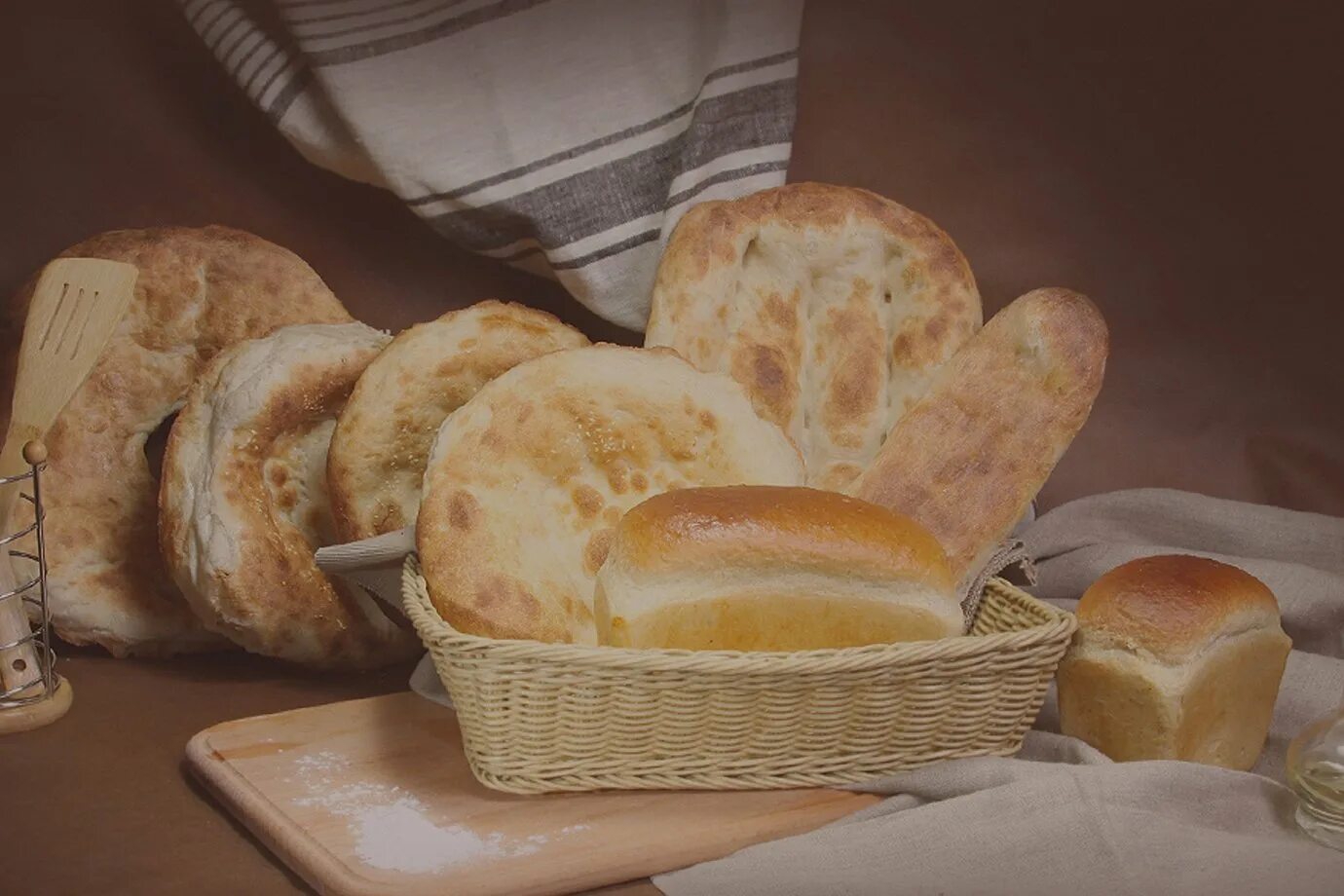 Хлеб двор. Хлеб двор. Хлебный дворик пекарня москва. Хлебный дворик пекарня москва. Хлебный дворик пекарня.