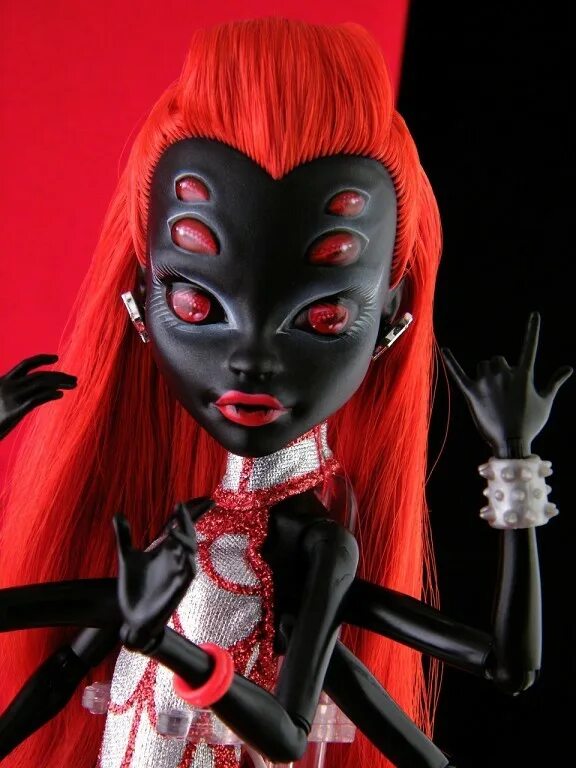Вайдона спайдер кукла. Монстер хай паучиха. Вебарелла монстер хай. Куклы монстер хай паук вайдона. Кукла паучиха.