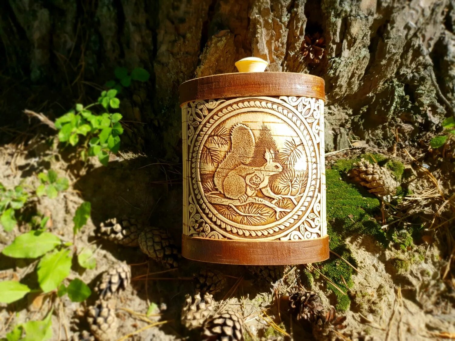 Туеса шемогодская береста. Береста туесок. Семенов берестяные туески. Артель пермская береста. Плетение из бересты.