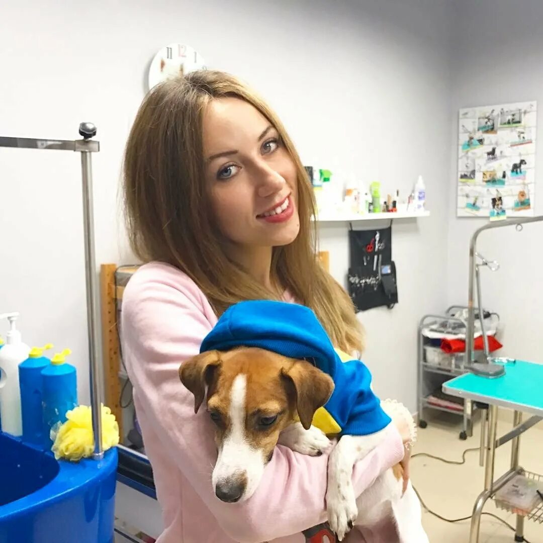 Elli di. Собака джина и эли ди. Элеонора дундукова. Элли ди 2023. Эли ди блоггер.