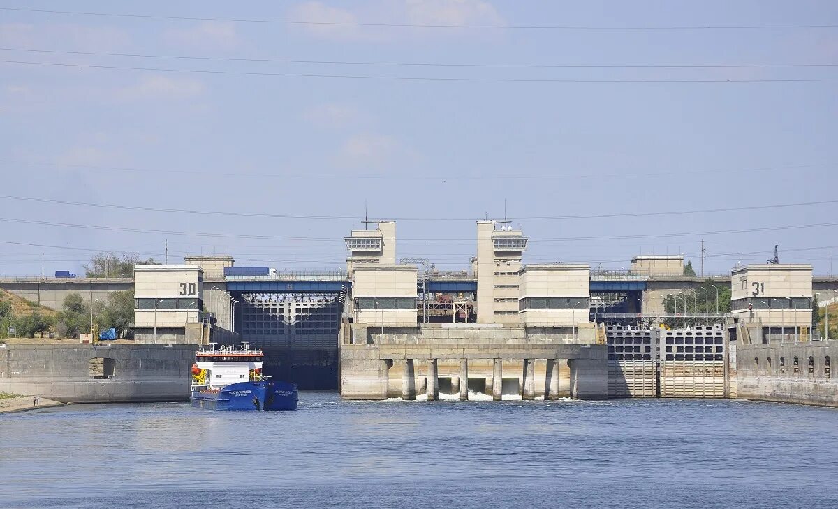 Бушминский гидроузел. Вентиляционный шлюз. Волжская гэс волгоград шлюзы. Шлюзы волгоград гэс. Шлюз 30.