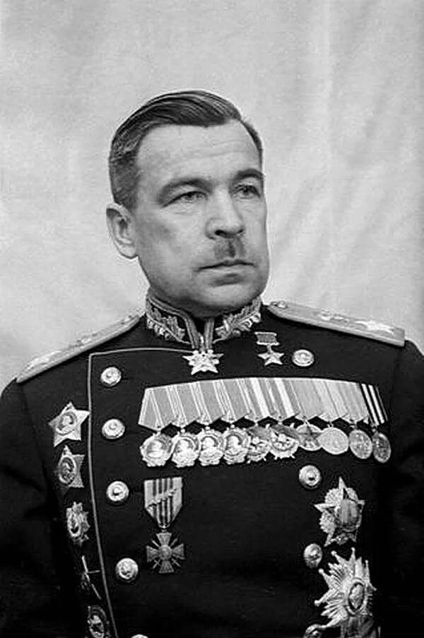 Командир полководец