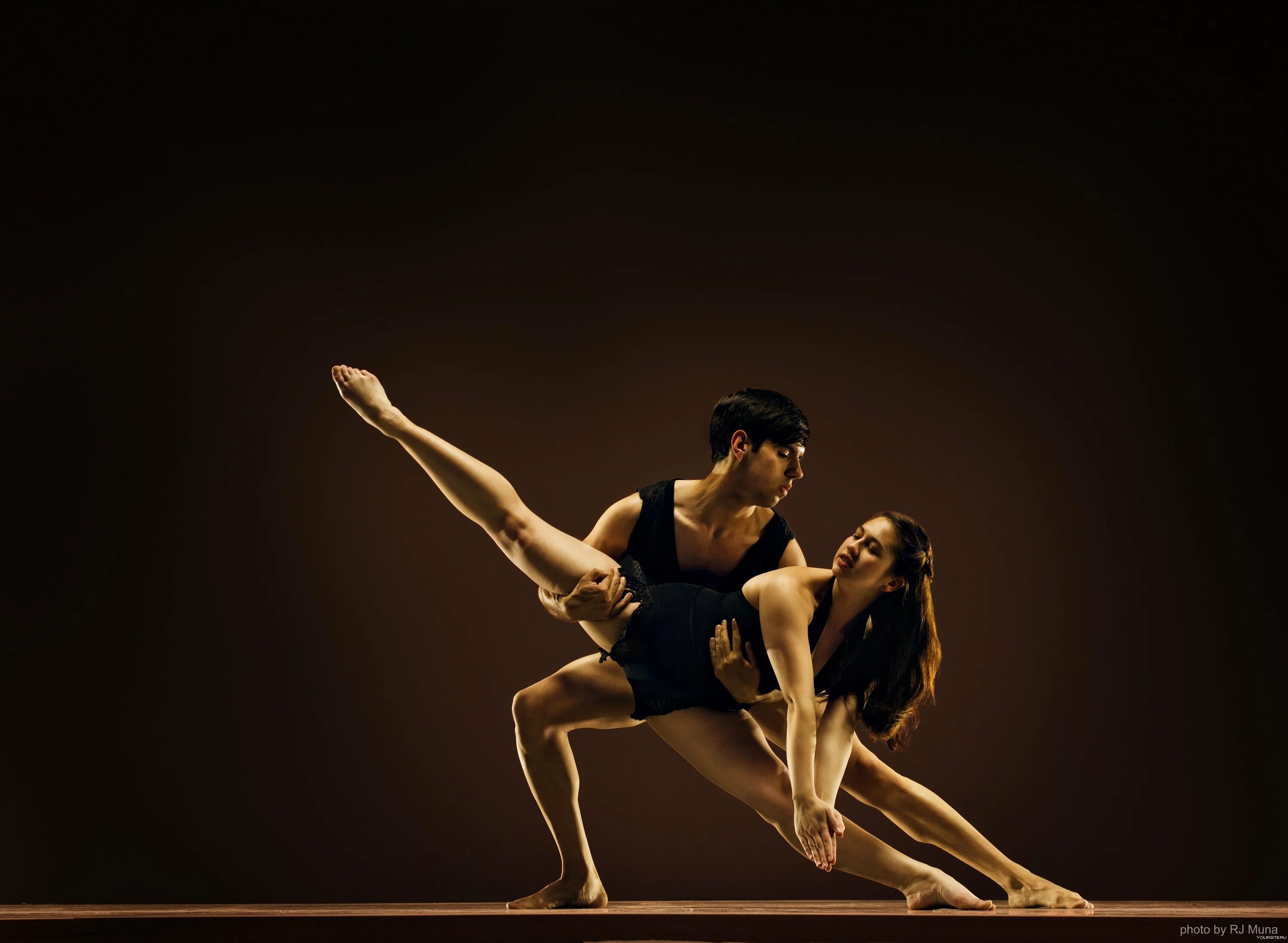 Современные танцы. Балерина поддержка. Поддержки в балете. Поддержки в балете. Акробатические фигуры.