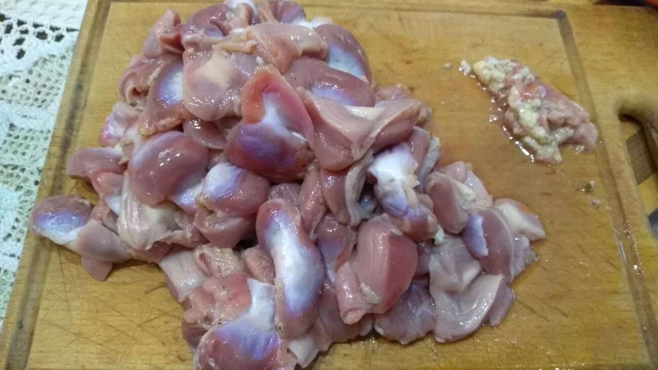 Как правильно куриные желудки. Желудочки куриные. сердечки куриные желудочки.