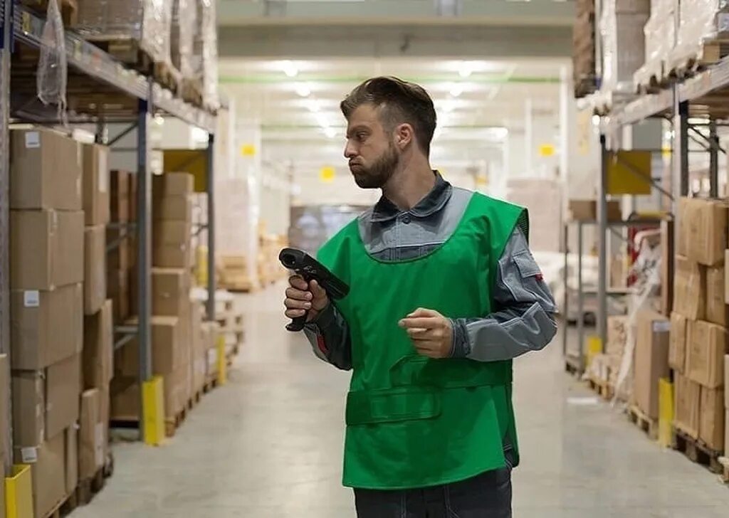 строительная фирма техвент. помощник кладовщика. сборщик подработка. кладовщик на складе. комплектовщик на склад.