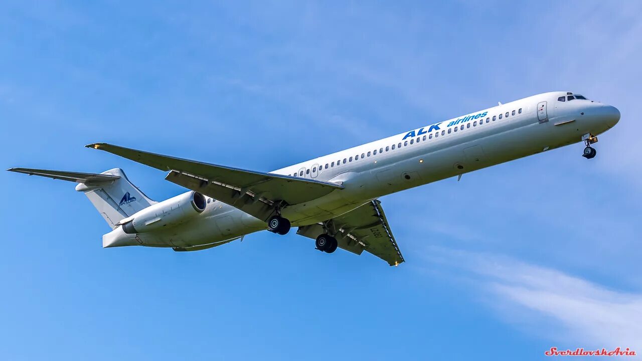 Md 82. Мд 82 самолет. Мд 82 самолет. Mcdonnell douglas md-82. Md82 alitalia.